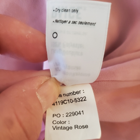 Paige Vintage Rose Velvet Cateline Top. - Picture 6 of 16